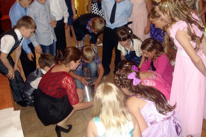 Строят пирамиду!